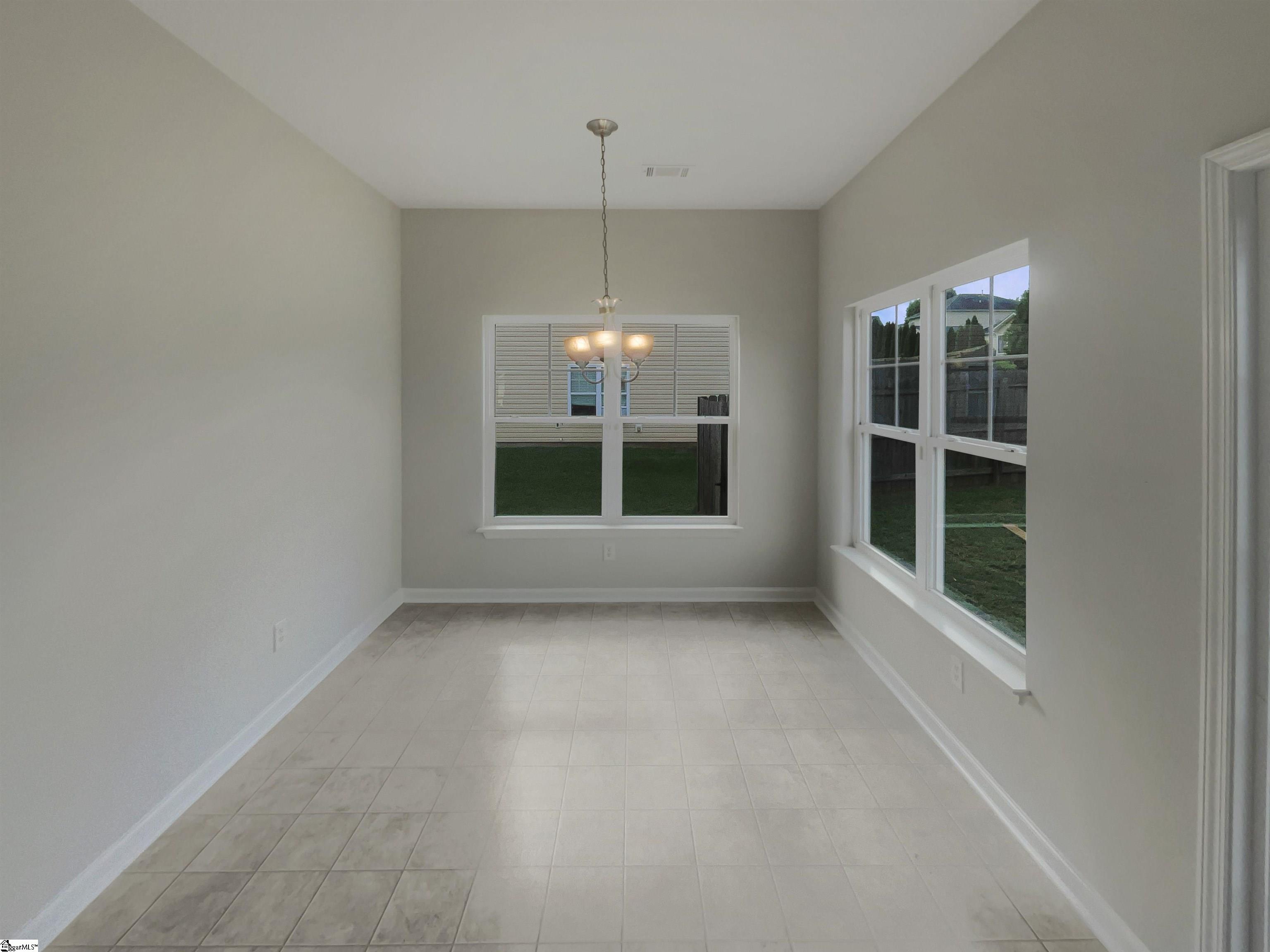 272 Stonewood Crossing Drive Boiling Springs, SC 29316 - Photo 9 of 20