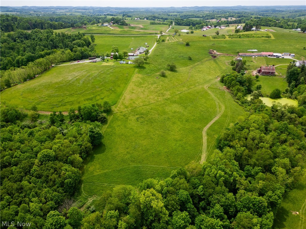 407 County Road Millersburg, OH 44654 - Photo 6 of 48