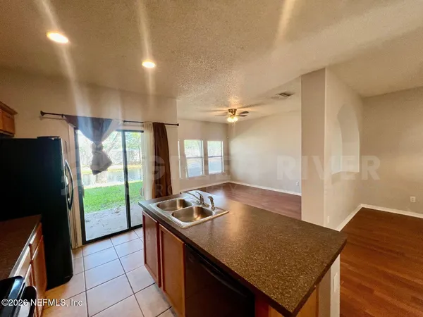 $1,400 | 5282 Brighton Park Lane, Jacksonville, FL 32210
