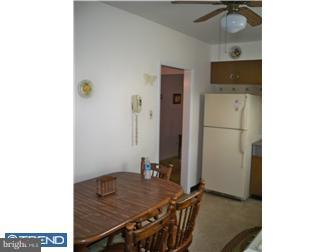 222 Beechwood Road Brookhaven, PA 19015 - Photo 6 of 12 Kitchen