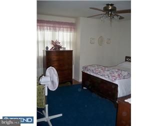 222 Beechwood Road Brookhaven, PA 19015 - Photo 8 of 12 Bedroom - Main