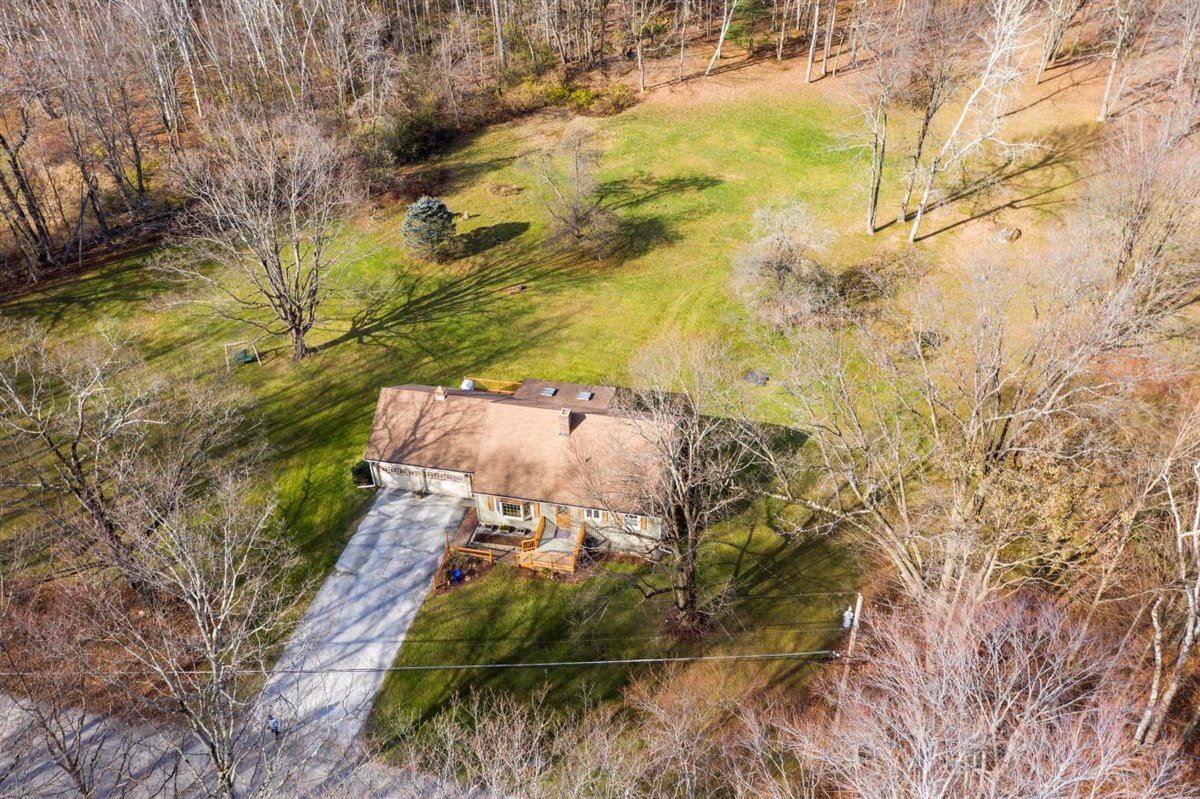 244 Myers Road Shaftsbury, VT 05262 - Photo 4 of 40 Gallery Image 4