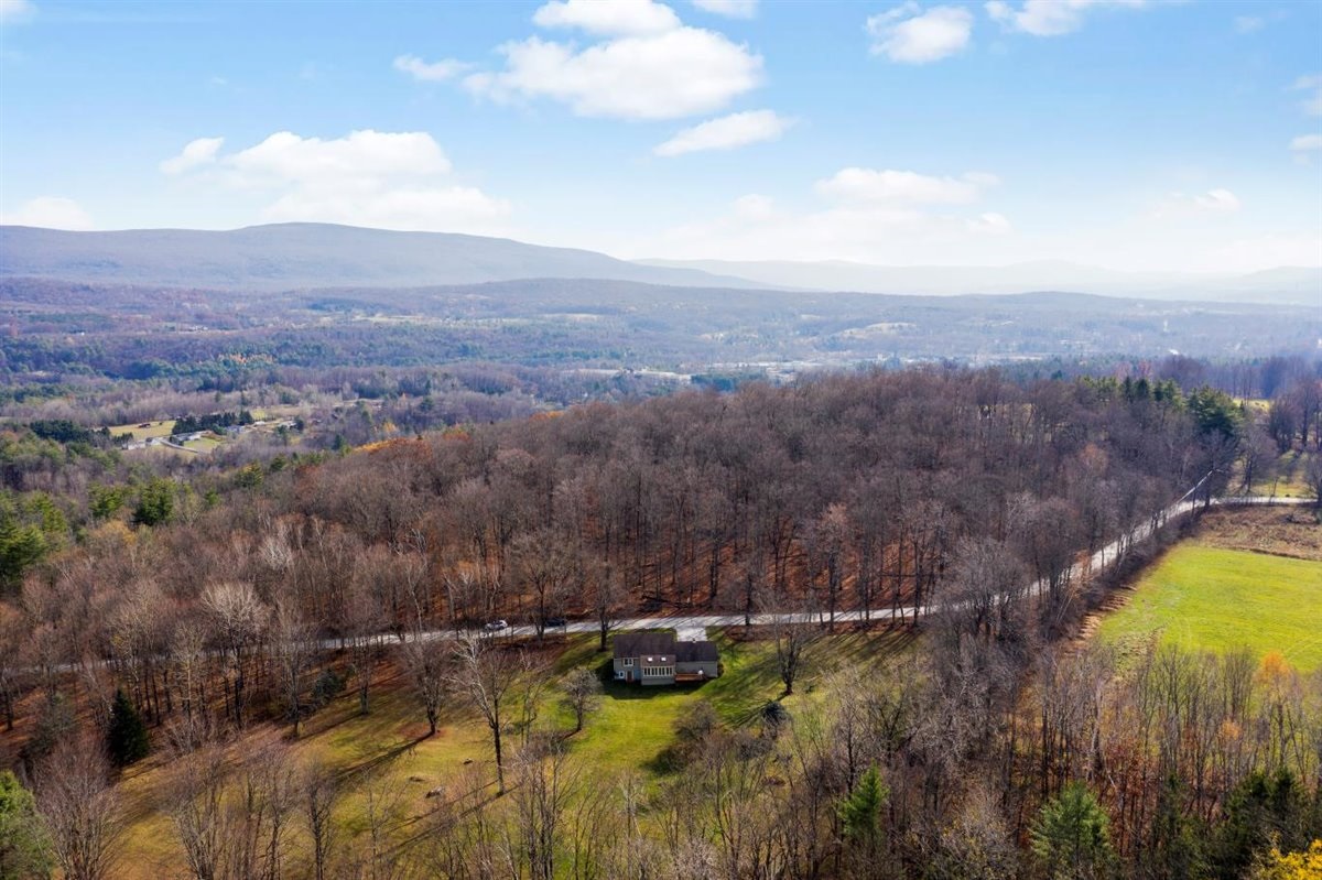 244 Myers Road Shaftsbury, VT 05262 - Photo 8 of 40 Gallery Image 8