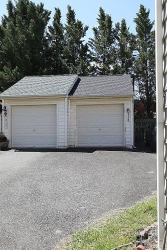 221 Seamaster Road Essex, MD 21221 - Photo 4 of 65