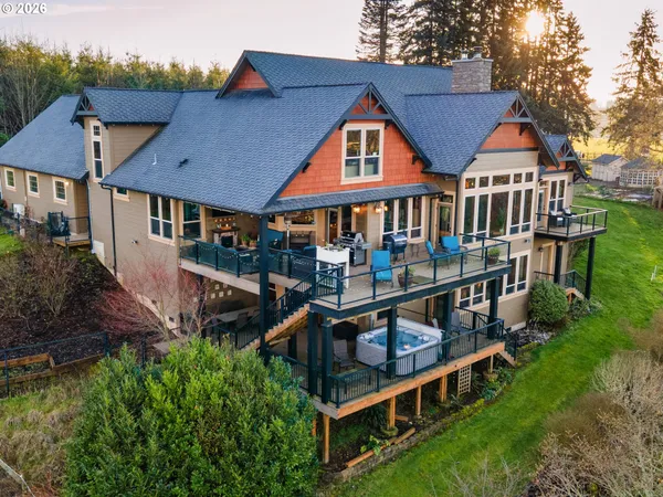 $2,300,000 | 7118 Grandview Avenue, Scotts Mills, OR 97375
