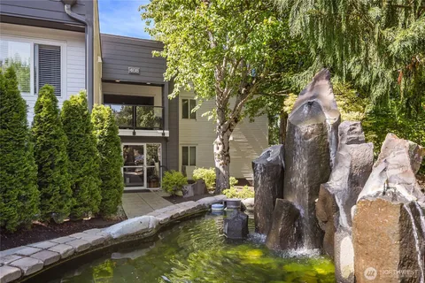 $1,165,000 | 410 2nd Avenue South, Unit 111, Kirkland, WA 98033