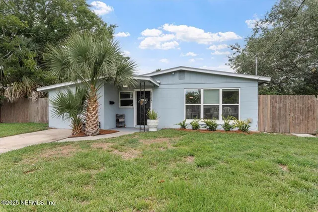 $550,000 | 325 Sargo Road, Atlantic Beach, FL 32233