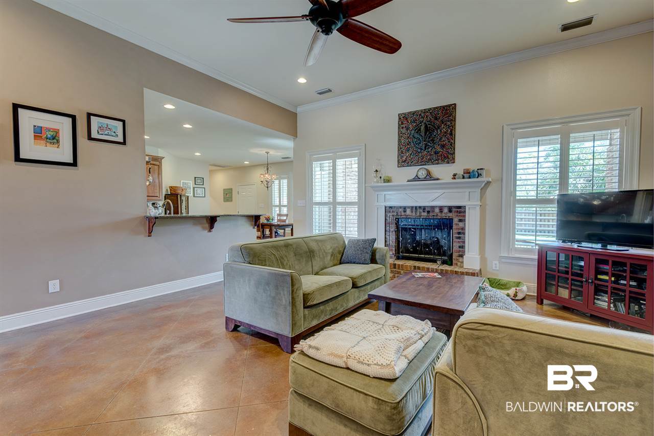 227 Royal Lane Fairhope, AL 36532 - Photo 21 of 42 Living Room