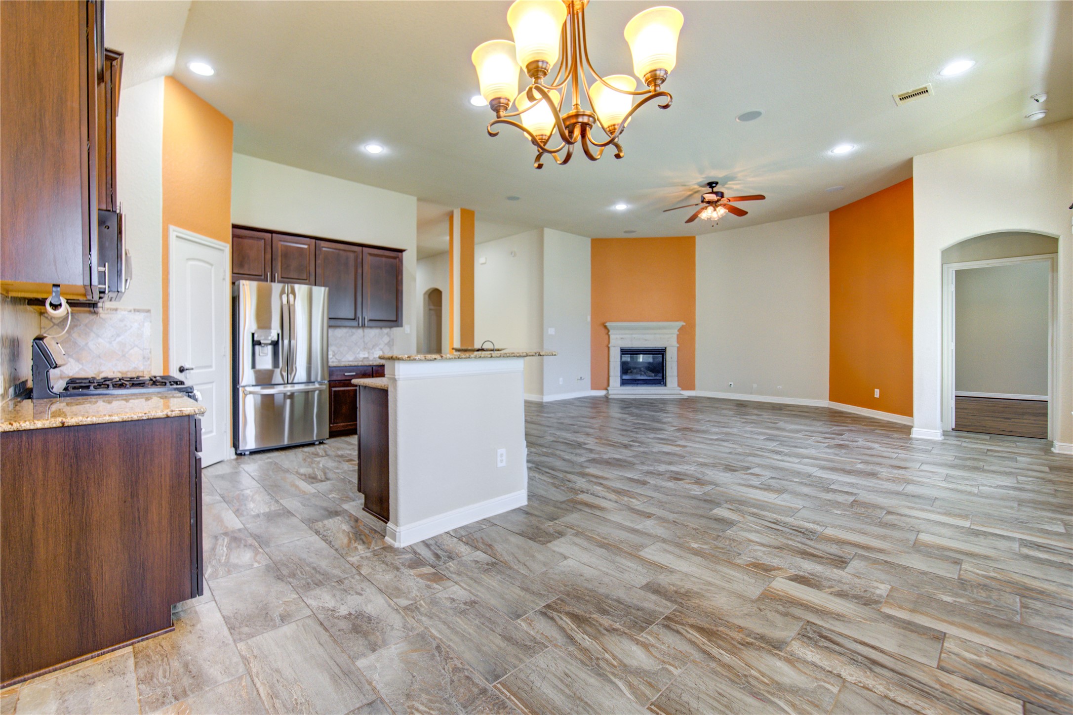 19019 Thatcher Hills Court Cypress, TX 77429 - Photo 11 of 47