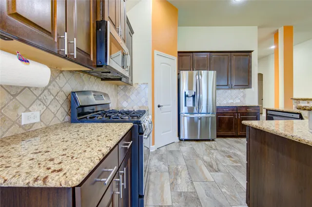 $2,600 | 19019 Thatcher Hills Court, Cypress, TX 77429