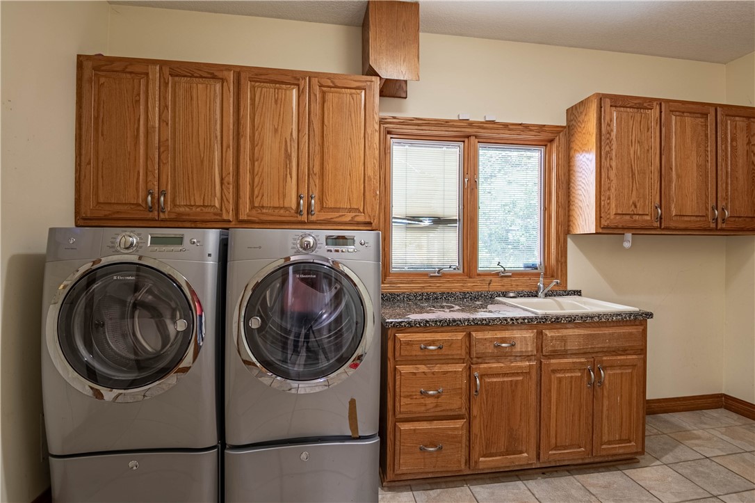 1250 West Hickory Point Road Decatur, IL 62526 - Photo 13 of 48 Gallery Image 13