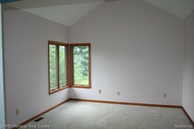 6178 Munsell Road Howell, MI 48843 - Photo 6 of 21 Living Room