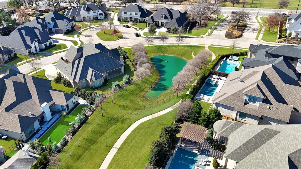 921 Winding Ridge Trail Southlake, TX 76092 - Photo 39 of 40 an aerial view of a swimming pool