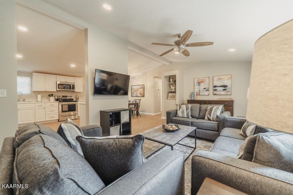 1420 Gists Creek Road Sevierville, TN 37876 - Photo 17 of 29 A7300448-HDR