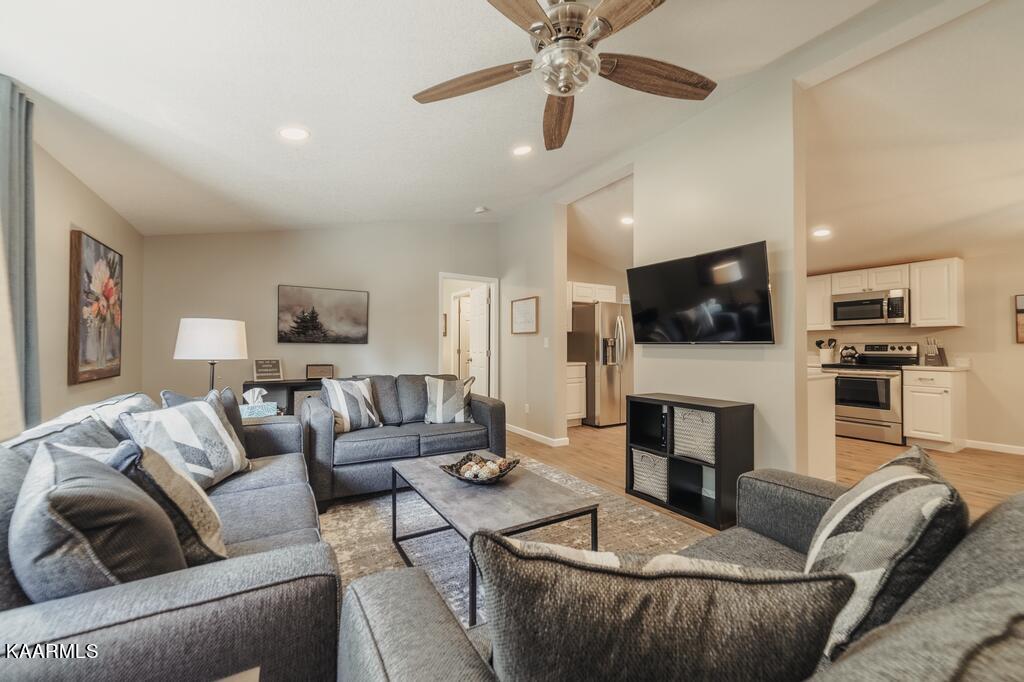 1420 Gists Creek Road Sevierville, TN 37876 - Photo 2 of 29 A7300333-HDR