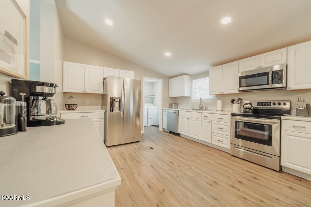 1420 Gists Creek Road Sevierville, TN 37876 - Photo 3 of 29 A7300378-HDR