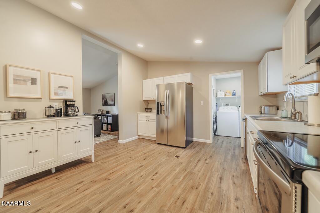 1420 Gists Creek Road Sevierville, TN 37876 - Photo 4 of 29 A7300388-HDR