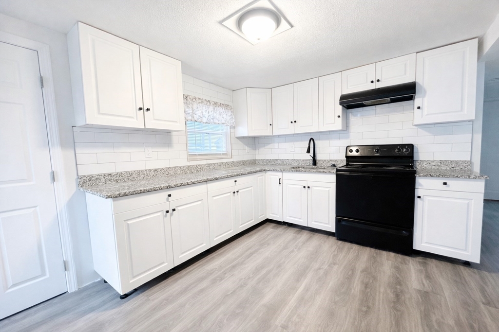 36 Candice Street Clinton, MA 01510 - Photo 2 of 10