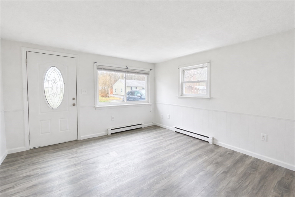 36 Candice Street Clinton, MA 01510 - Photo 4 of 10