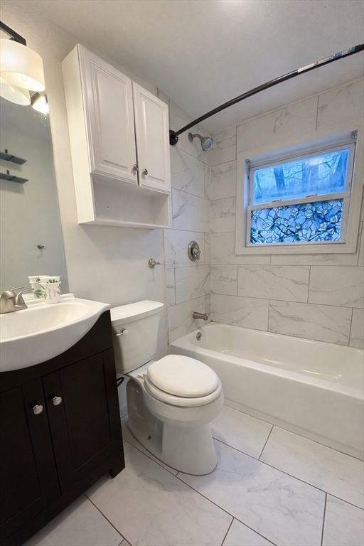 36 Candice Street Clinton, MA 01510 - Photo 8 of 10