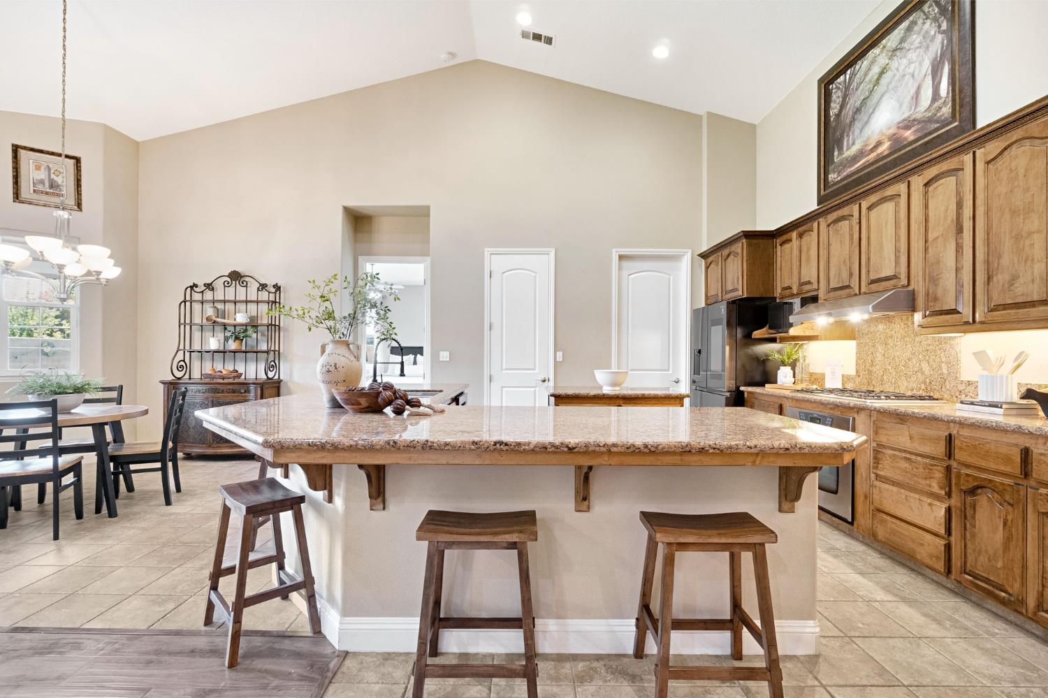 2512 Rodeo Street Selma, CA 93662 - Photo 15 of 42