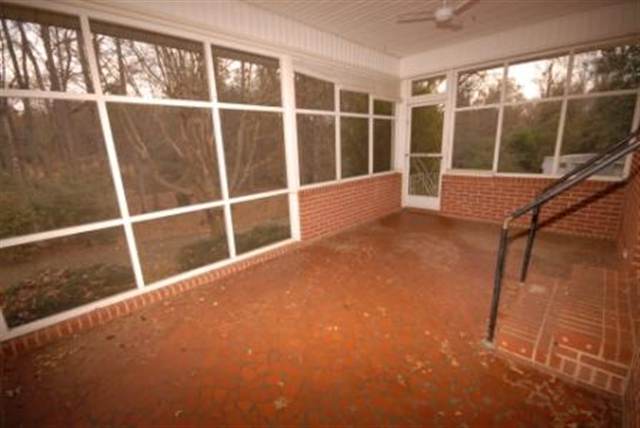 401 West Quincy Road, Unit ADAMS Seneca, SC 29678 - Photo 8 of 25 Gallery Image 8