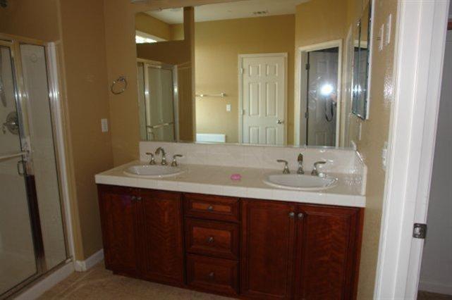 2222 North Thompson Avenue Reedley, CA 93654 - Photo 8 of 11 Gallery Image 8