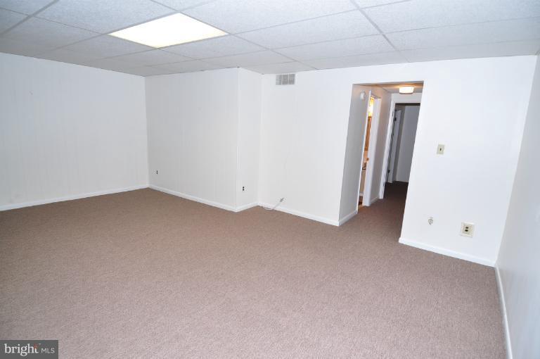 432 Colonial Ridge Lane Arnold, MD 21012 - Photo 1 of 25 Family Room - Lower Level