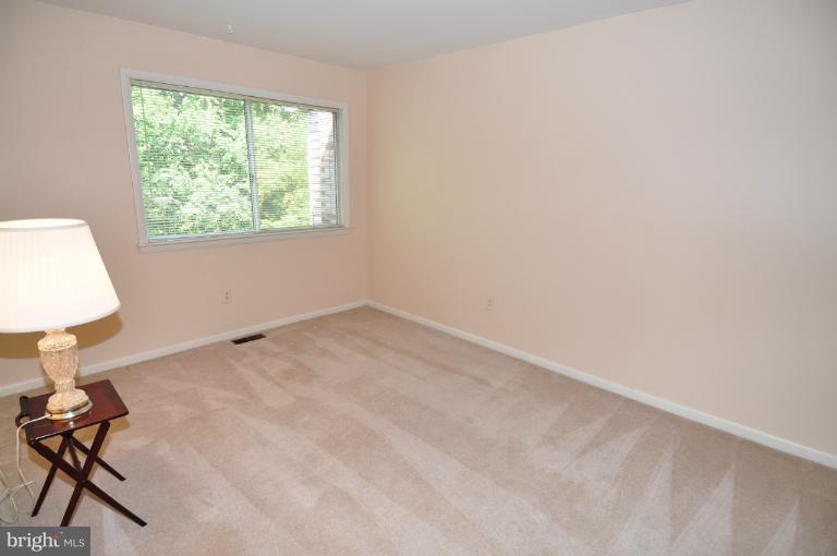 432 Colonial Ridge Lane Arnold, MD 21012 - Photo 12 of 25 Third Bedroom