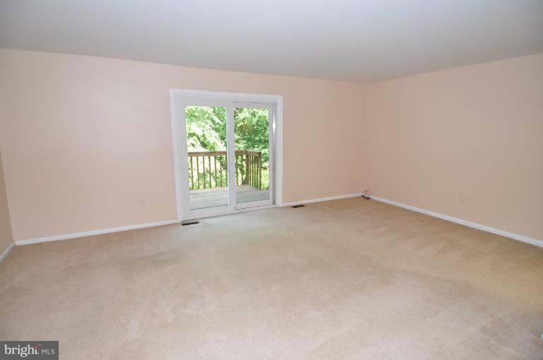 432 Colonial Ridge Lane Arnold, MD 21012 - Photo 18 of 25 Living Room - Facing Deck