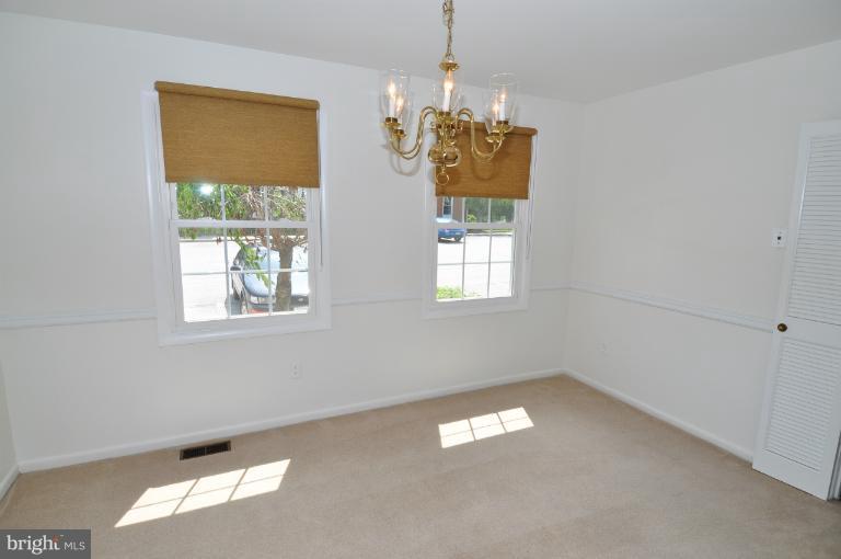 432 Colonial Ridge Lane Arnold, MD 21012 - Photo 21 of 25 Dining Room - Spacious