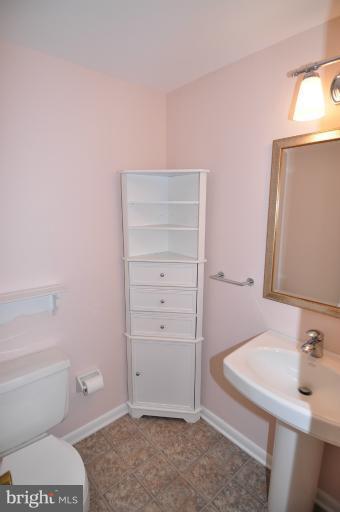 432 Colonial Ridge Lane Arnold, MD 21012 - Photo 6 of 25 Hall Guest Bath