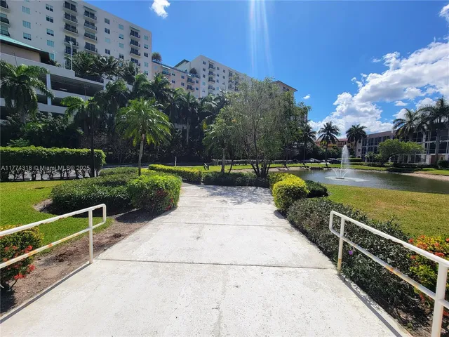 $449,000 | 75 Gulfstream Road, Unit 211B, Dania Beach, FL 33004