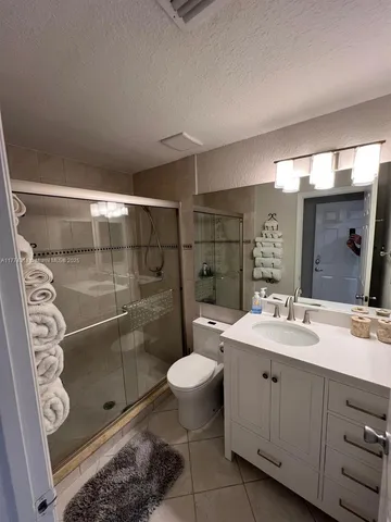 $449,000 | 75 Gulfstream Road, Unit 211B, Dania Beach, FL 33004