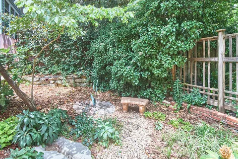 $975,000 | 317 Pell Street, Raleigh, NC 27604