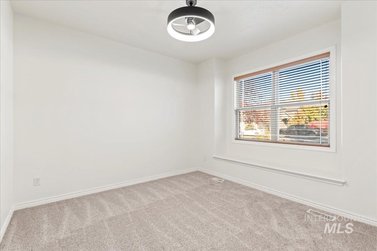 12677 West Murchison Street Boise, ID 83709 - Photo 33 of 37