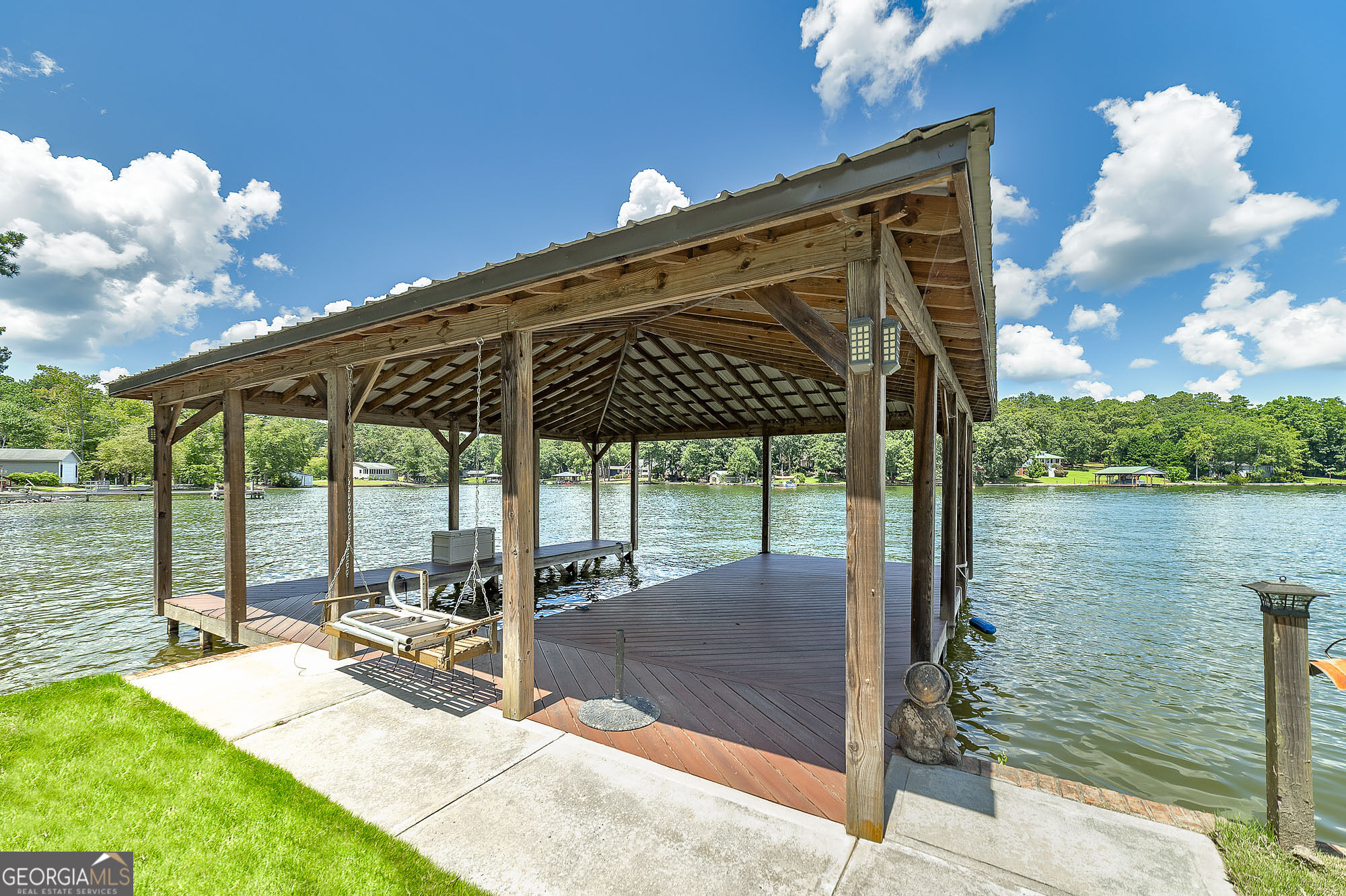 253 Scout Island Road Jackson, GA 30233 - Photo 10 of 75 Gallery Image 10