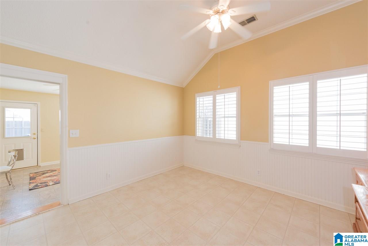 127 Stratford Circle Pelham, AL 35124 - Photo 19 of 38