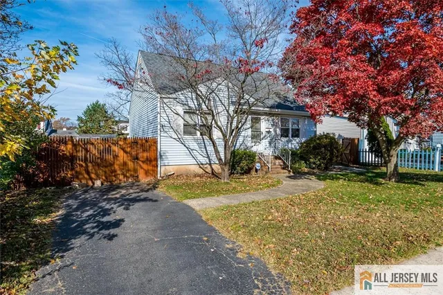 $475,000 | 13 Putnam Avenue, Edison, NJ 08817