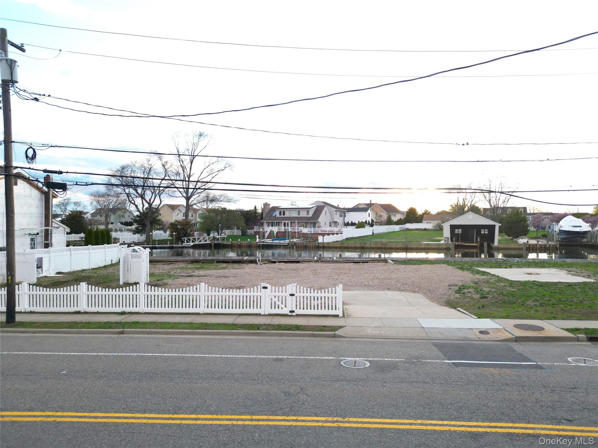 62 Alhambra Road Massapequa, NY 11758 - Photo 4 of 7