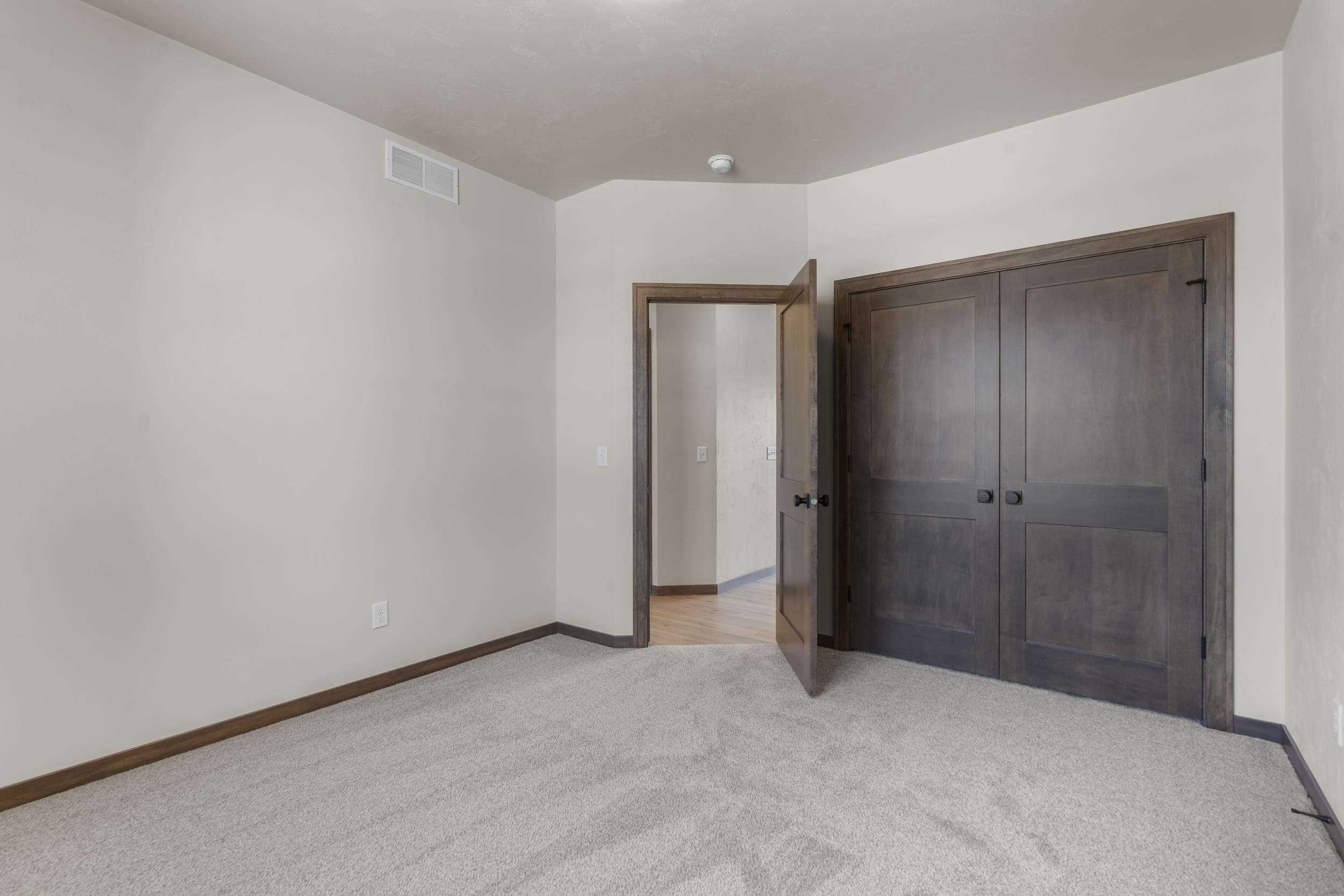N8870 Killarney Way Menasha, WI 54952 - Photo 33 of 75
