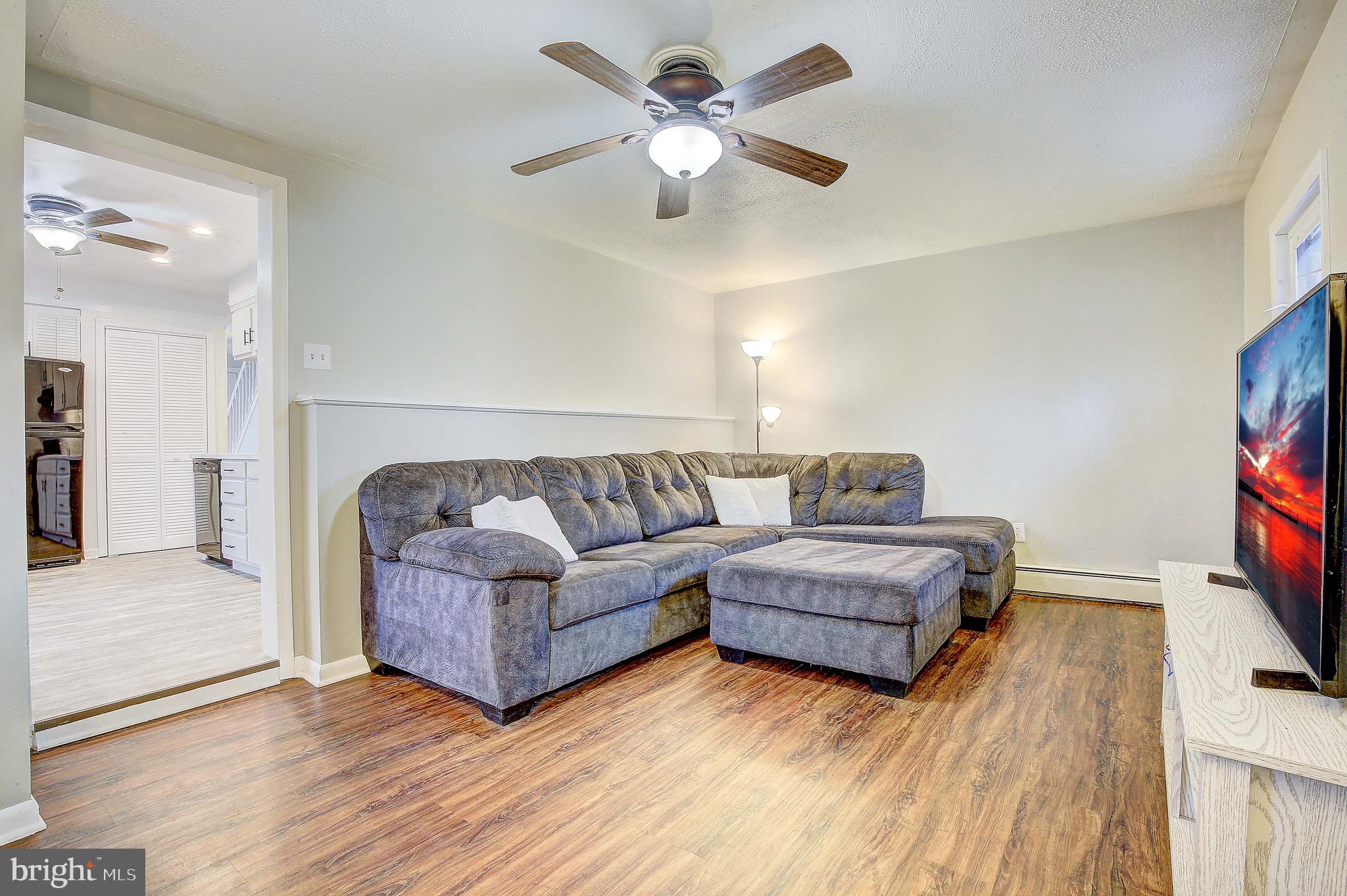 104 Beth Road Glen Burnie, MD 21060 - Photo 19 of 39 Second Living Area