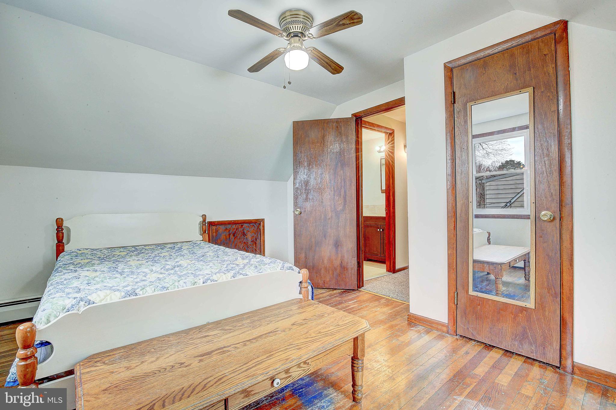 104 Beth Road Glen Burnie, MD 21060 - Photo 28 of 39 Fourth Bedroom (Second Floor)