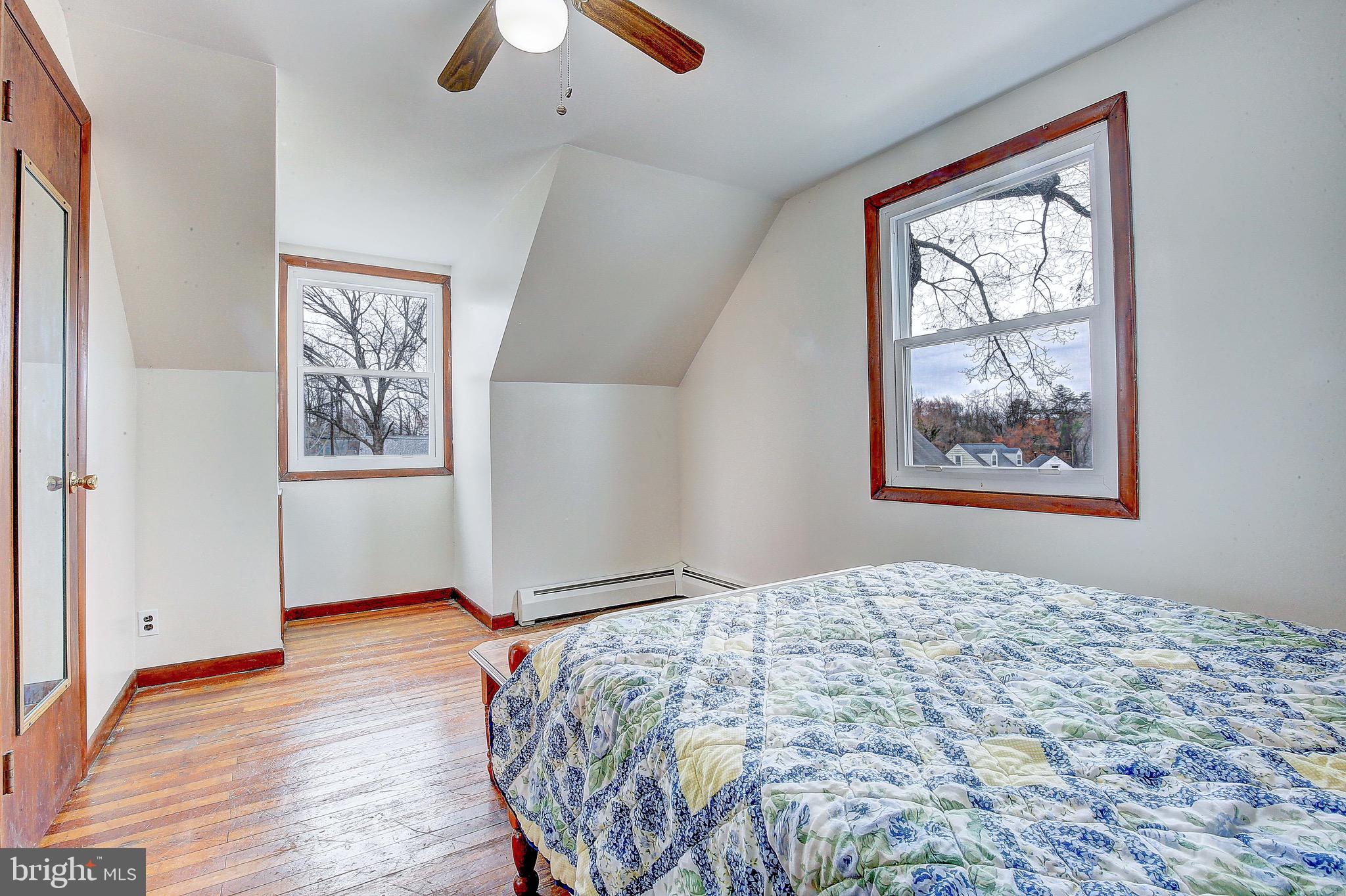 104 Beth Road Glen Burnie, MD 21060 - Photo 29 of 39 Fourth Bedroom (Second Floor)