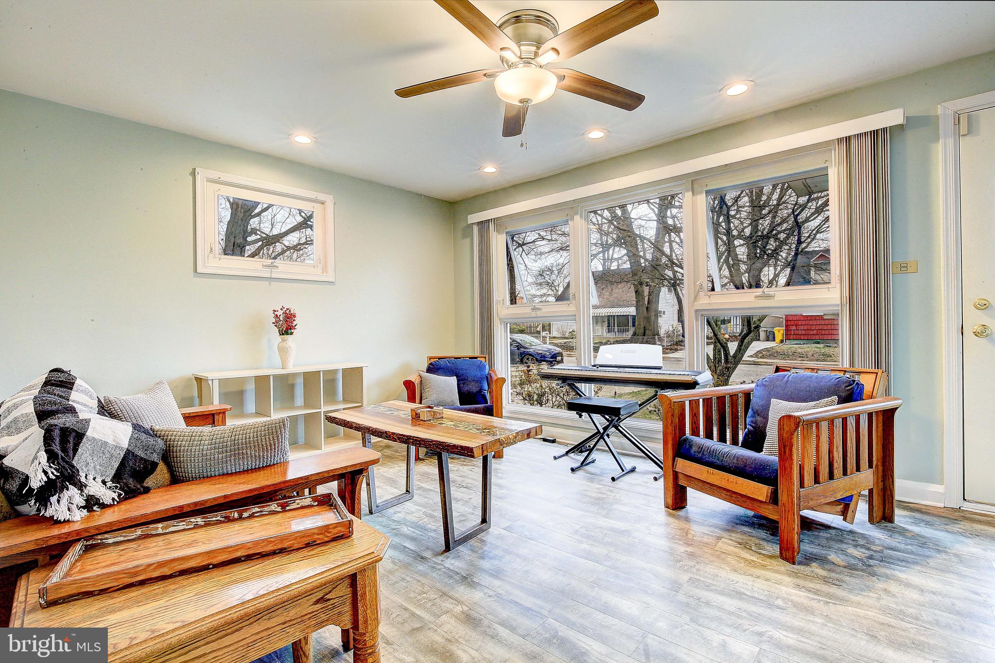 104 Beth Road Glen Burnie, MD 21060 - Photo 6 of 39 First Living Area