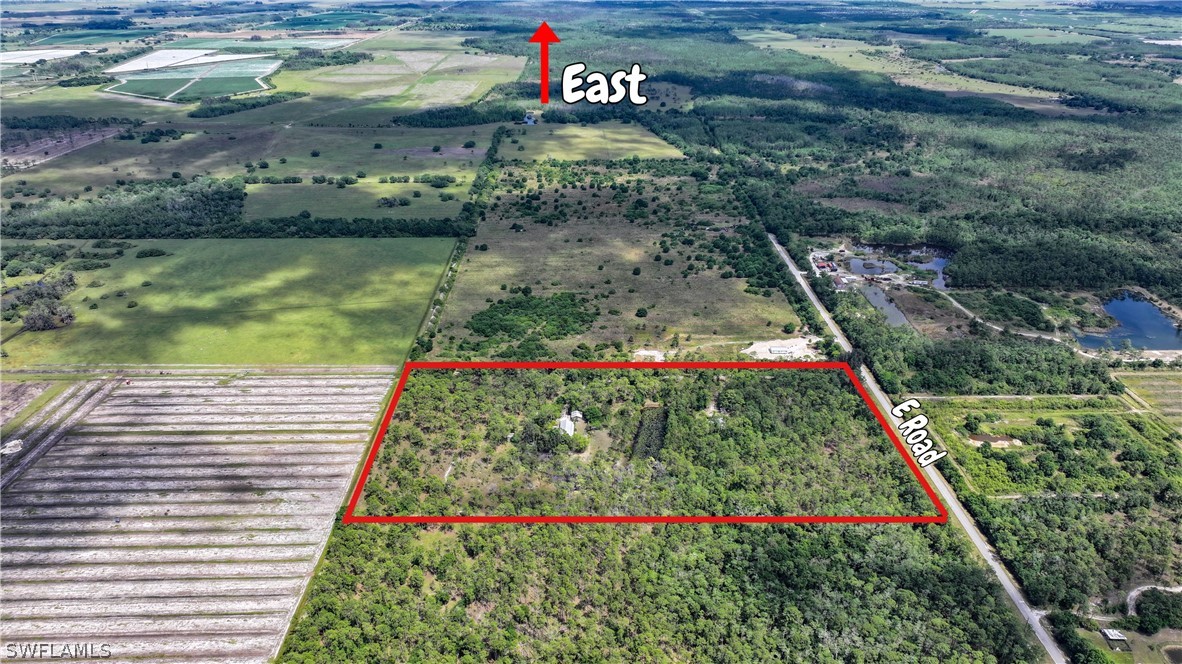 720 E Road LaBelle, FL 33935 - Photo 2 of 40 a view of a garden with an outdoor space