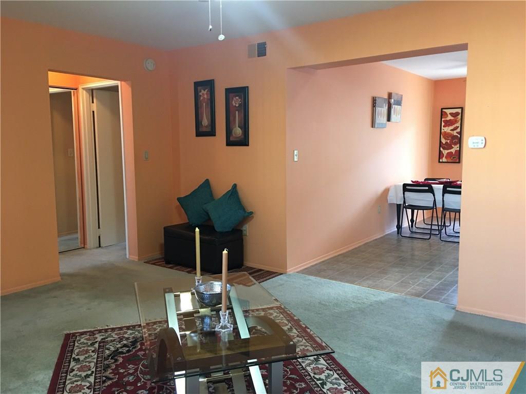 187 Evergreen Road, Unit 7A Edison, NJ 08837 - Photo 5 of 8 Gallery Image 5