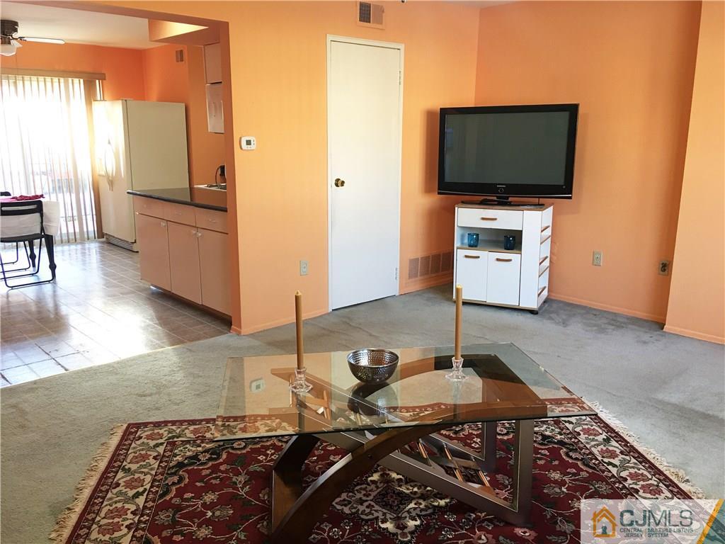 187 Evergreen Road, Unit 7A Edison, NJ 08837 - Photo 6 of 8 Gallery Image 6