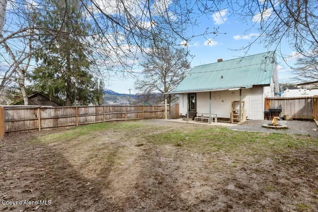 $315,000 | 315 South 5th Street, St. Maries, ID 83861