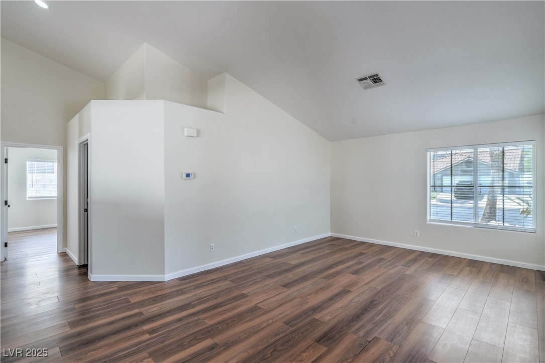 818 Coastal Beach Road Henderson, NV 89002 - Photo 6 of 39 Gallery Image 6